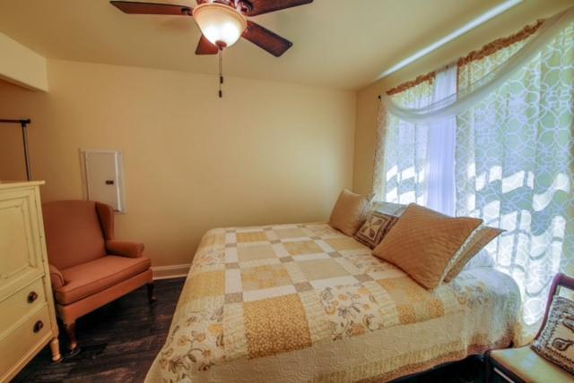 Historic Town Square Bungalow In Heart Of Brighton Atoka 外观 照片