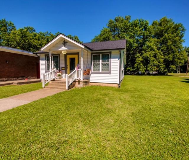 Historic Town Square Bungalow In Heart Of Brighton Atoka 外观 照片